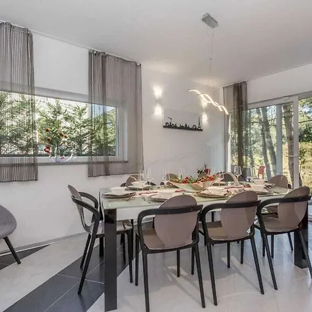 Jure Mit Privatem Pool Villa Medulin